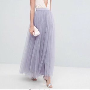Beautiful long tulle skirt - NWT